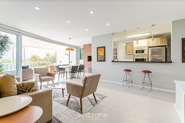 Apto de alto padrão c/ piscina e jacuzzi MHE003