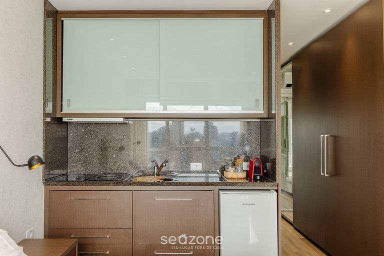 Estúdio em Cond c/ Piscina e Academia NWC1510