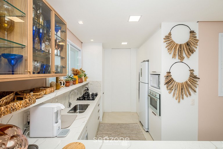 Apto con jacuzzi y barbacoa en Jurerê RVO401