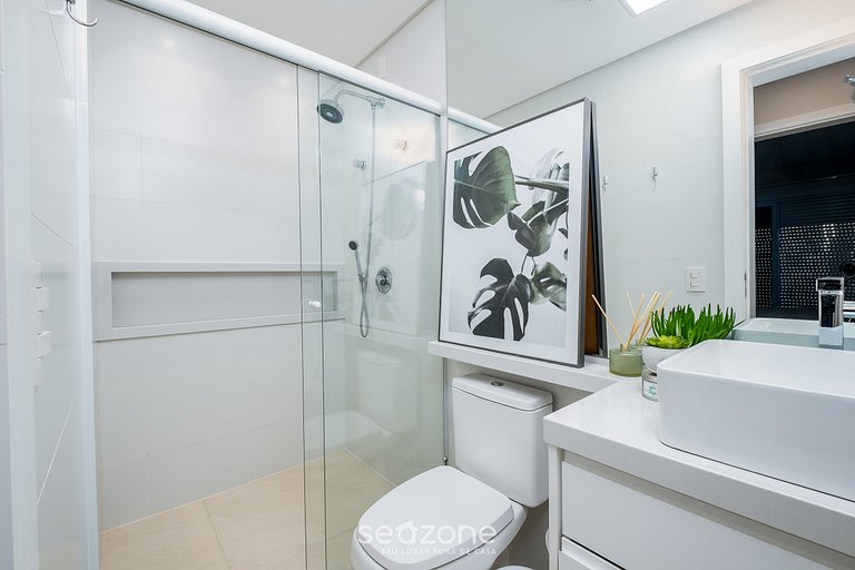 Apto con jacuzzi y barbacoa en Jurerê RVO401