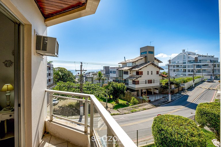 Apto agradável p/ famílias em Canasvieiras VDM101