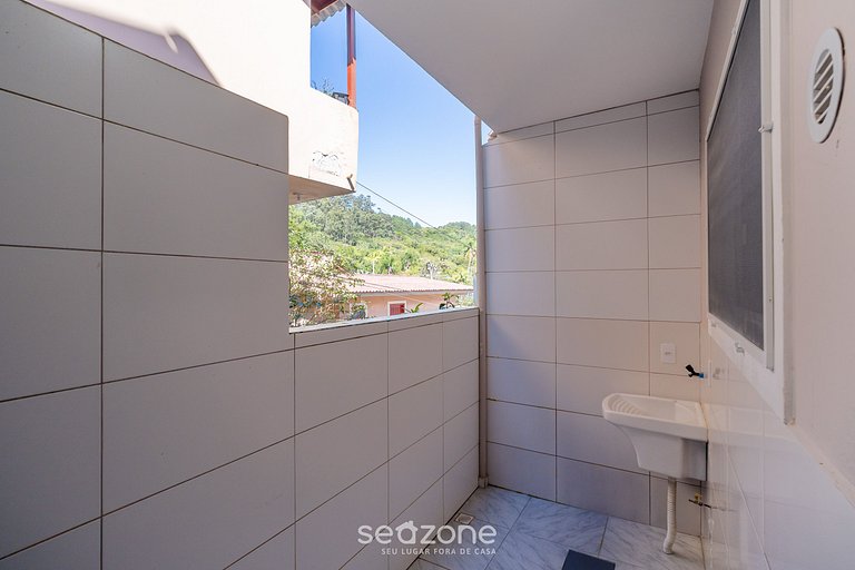 Apto encantador a 850m de la playa Jurerê JMAR004