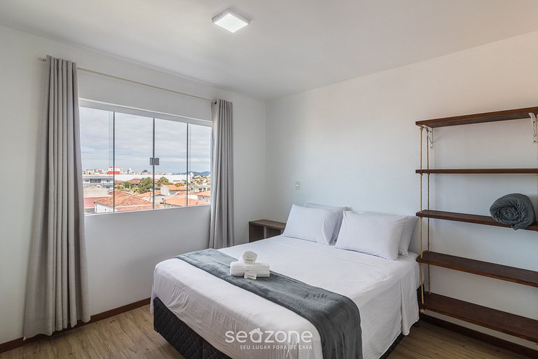 Apto Vista Mar Lateral a 120m da Praia EEI0303