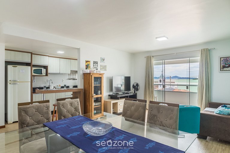 Apto Vista Lateral al Mar 120m de la Playa EEI0303