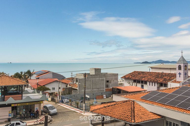Apto Vista Mar Lateral a 120m da Praia EEI0303