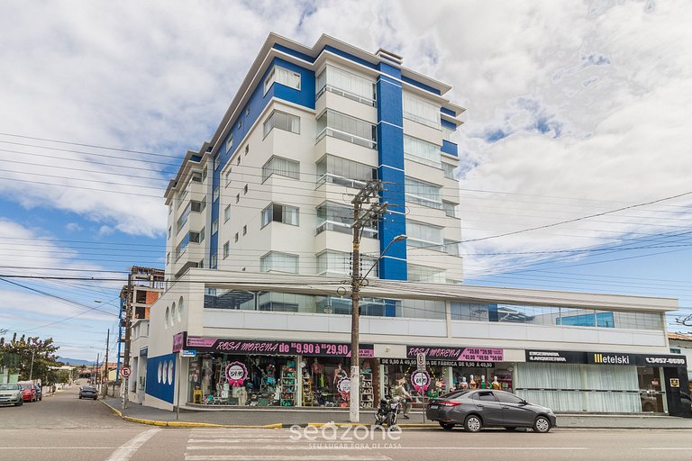 Apto Vista Lateral al Mar 120m de la Playa EEI0303