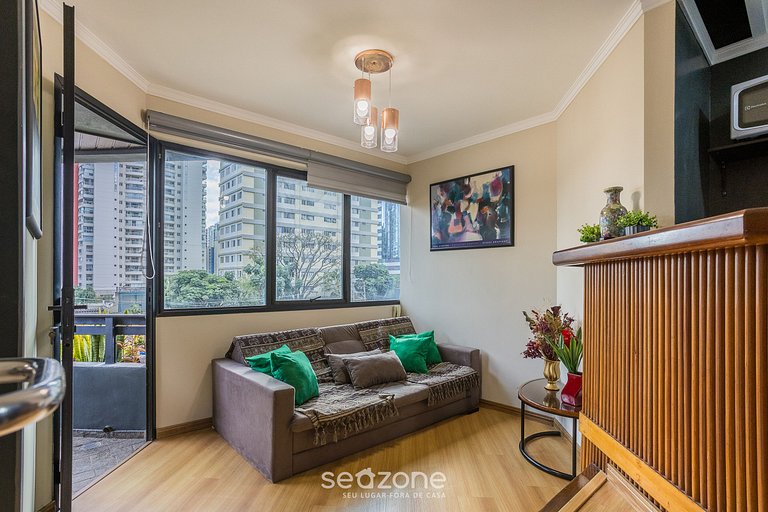 Apto c/ varanda, prox. ao Shopping Morumbi PPE0302