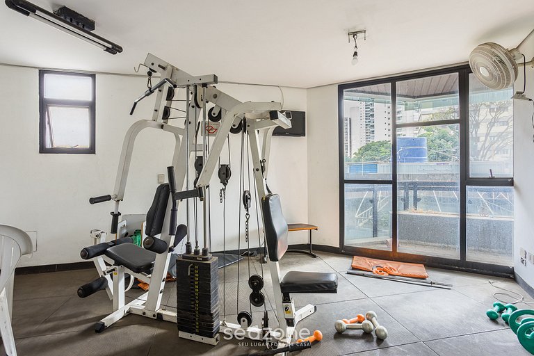 Apto c/ varanda, prox. ao Shopping Morumbi PPE0302