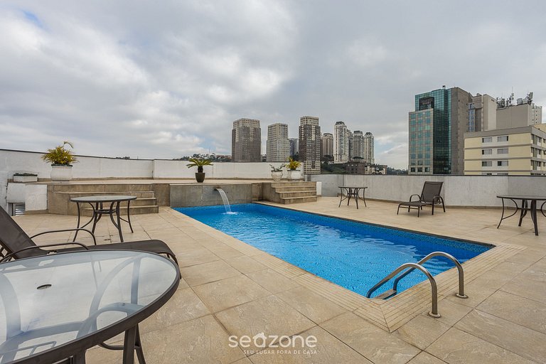 Apto c/ varanda, prox. ao Shopping Morumbi PPE0302