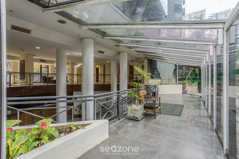 Apto c/ varanda, prox. ao Shopping Morumbi PPE0302