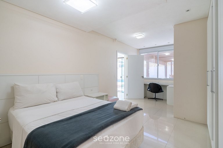 Dúplex c/piscina a 800m la playa en Jurerê DME025