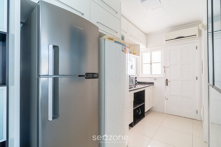 Dúplex c/piscina a 800m la playa en Jurerê DME025