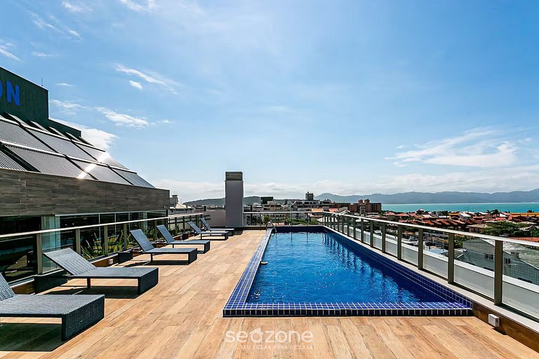 Apt. Rooftop y piscina a 300 m de la playa ELU0211