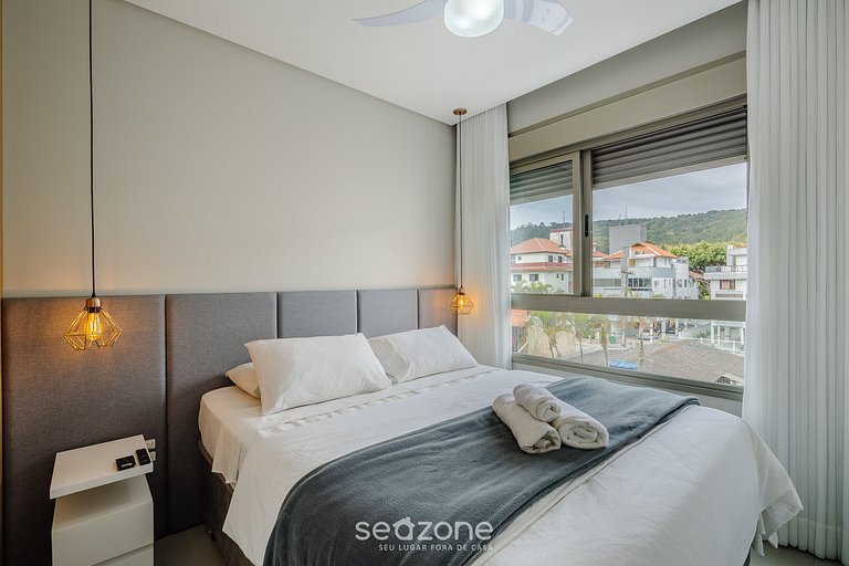 Apto c/ rooftop em Jurerê Internac. ELU0211