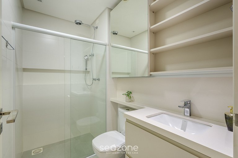 Apto c/ rooftop em Jurerê Internac. ELU0211