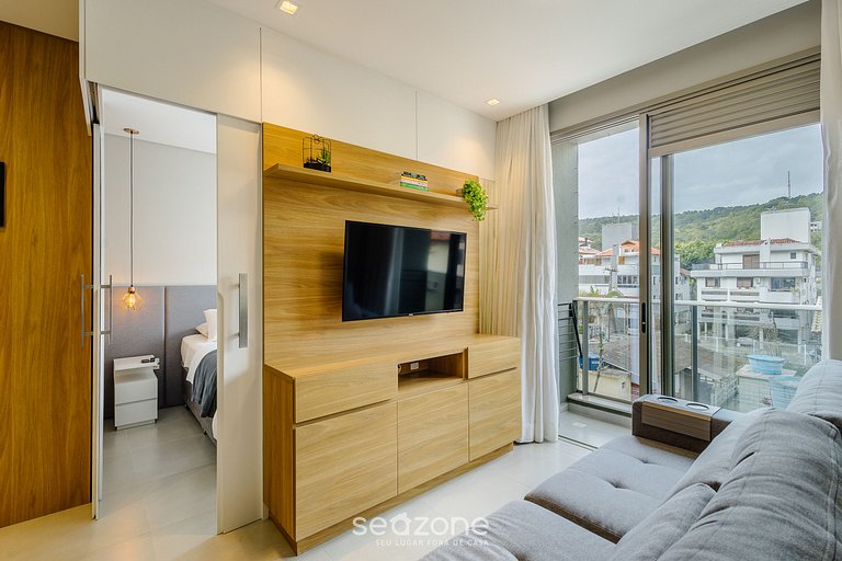 Apto c/ rooftop em Jurerê Internac. ELU0211