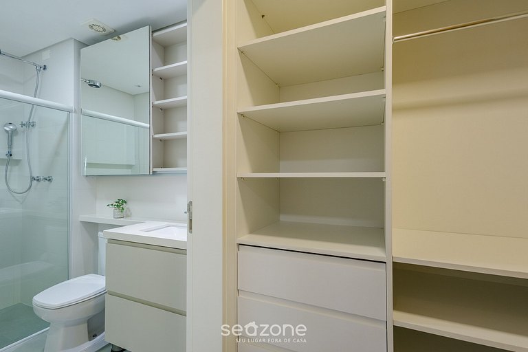 Apto c/ rooftop en Jurerê Internac. ELU0211