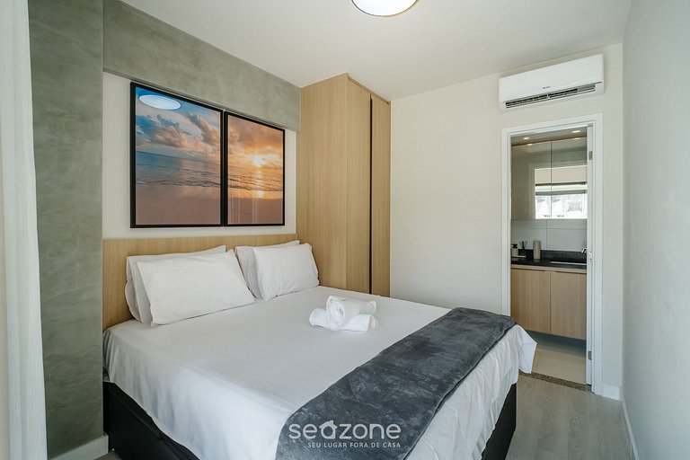 Apto em prédio c/ piscina a 400m do Mar BLB0507