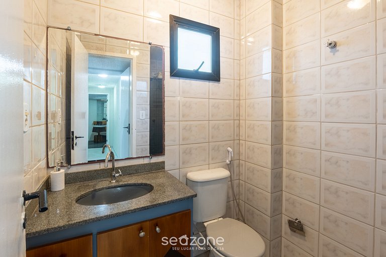 Apto c/ balcón y vista al mar en Guarapari DBH0807