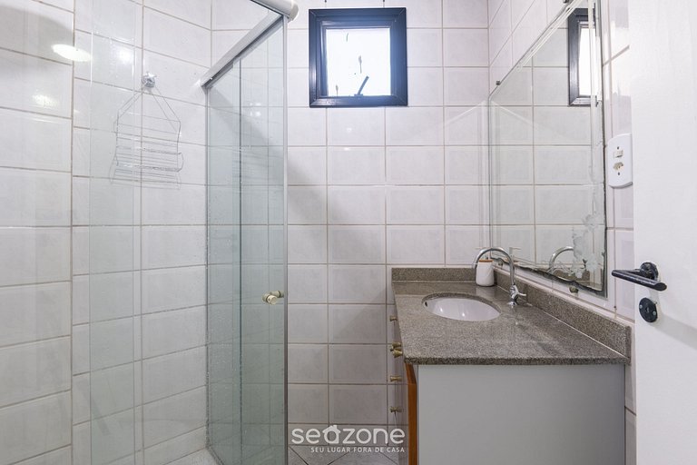 Apto c/ varanda e vista mar em Guarapari - DBH0807