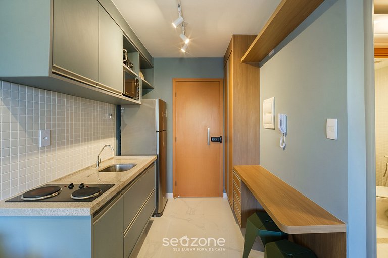 Apto cerca del mar en edificio c/ piscina SMT0505