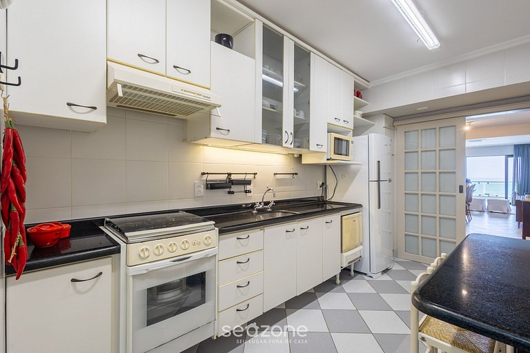 Apartamento c/ balcón y vista al mar en BC IPC0902