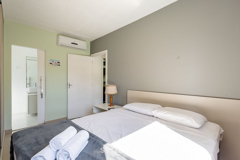 Hermoso apto en edificio con piscina MPB0034