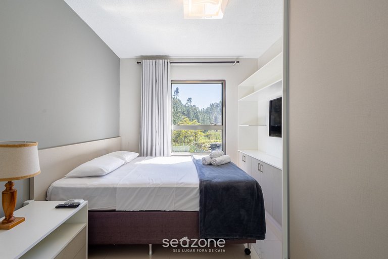 Hermoso apto en edificio con piscina MPB0034