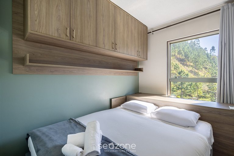 Hermoso apto en edificio con piscina MPB0034