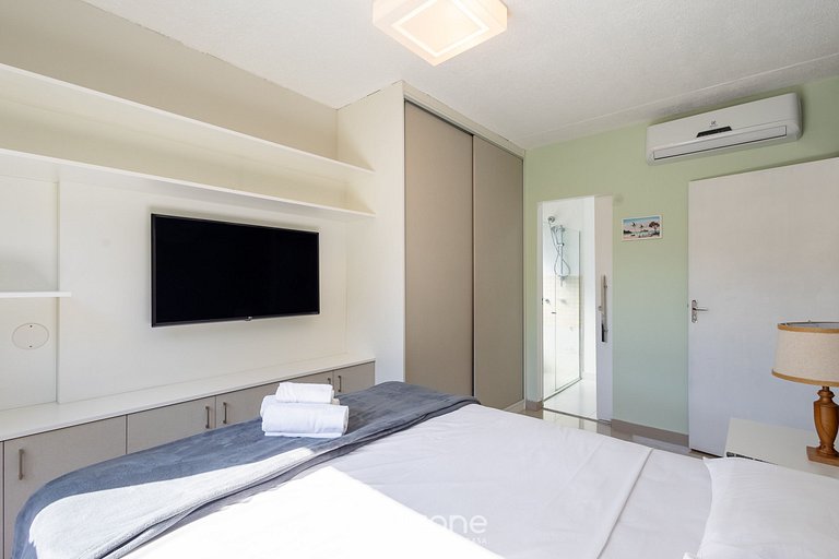 Hermoso apto en edificio con piscina MPB0034