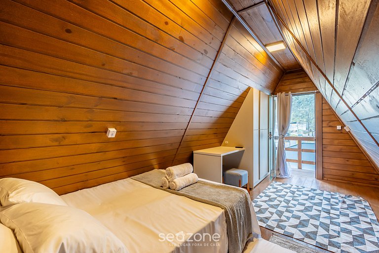 Chalé c/ varanda a poucos minutos da praia VIL0001