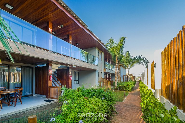 Apto de 2 Suites en Condominio con Piscina EKO0008