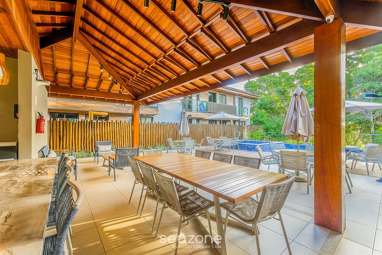 Apto de 2 Suites en Condominio con Piscina EKO0008