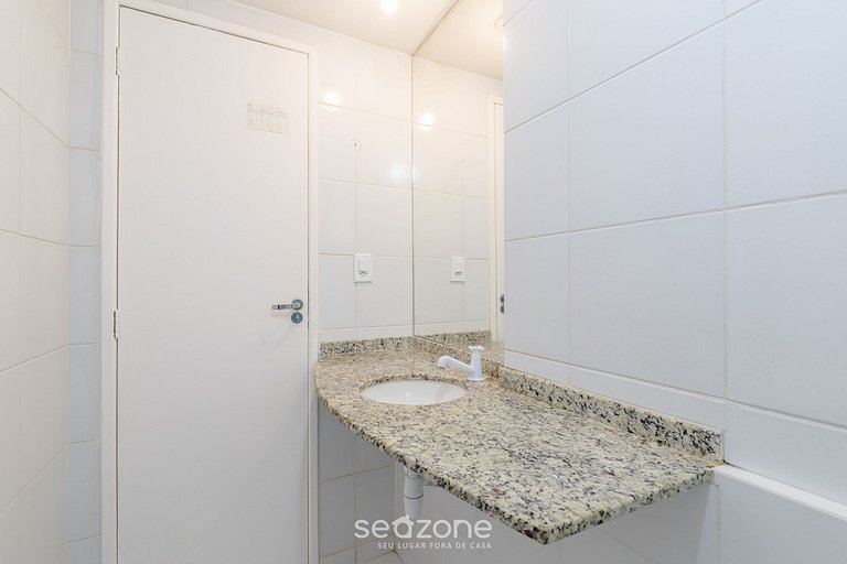 Studio em cond. c/ piscina a 190m da Praia ERE0302