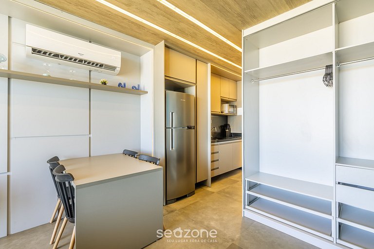 Studio c/ varanda a passos da Praia - NWT1320