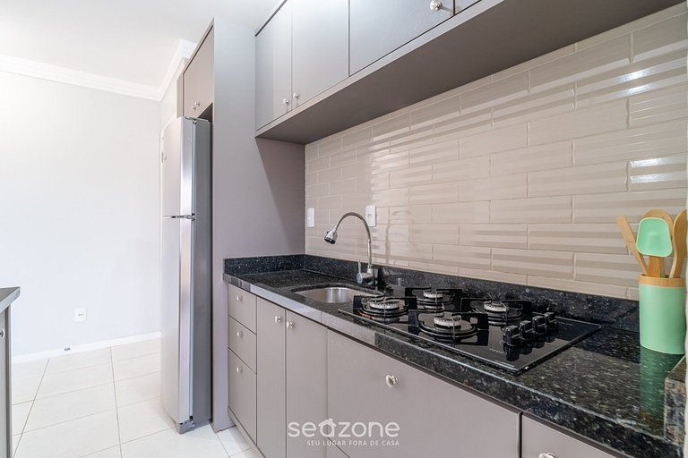 Apto 2Qts c/ Churrasqueira a 270m da Praia CCC0302