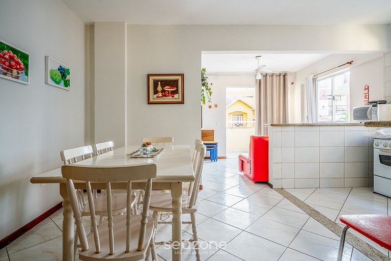 Apto com churrasqueira em Bombinhas FDL101