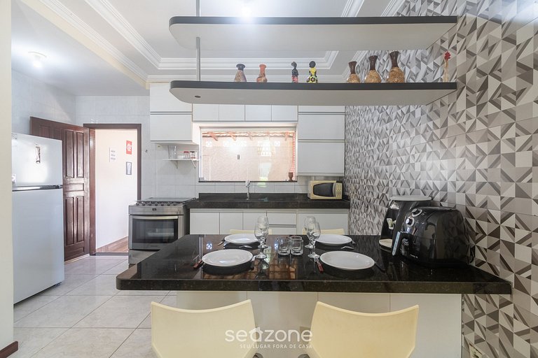 Apto 2 quartos em Cond. c/ Piscina - GIU0001