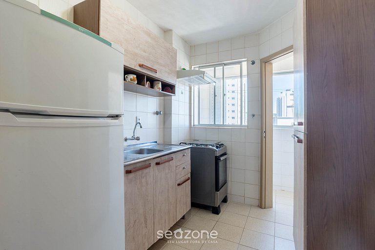 Apto no Centro a passos da Praia em BC CEV2304