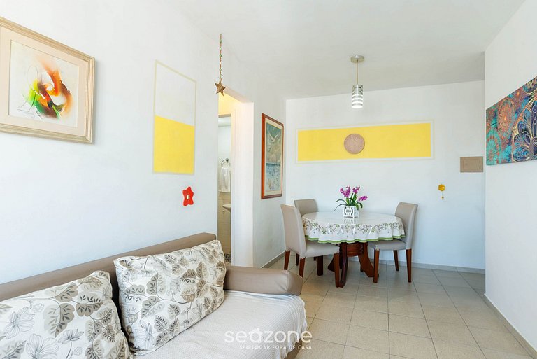 Apto no Centro a passos da Praia em BC CEV2304