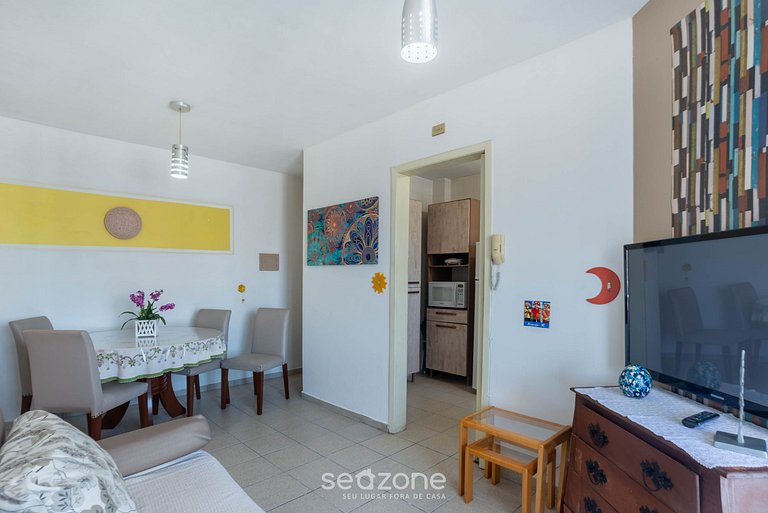 Apto no Centro a passos da Praia em BC CEV2304