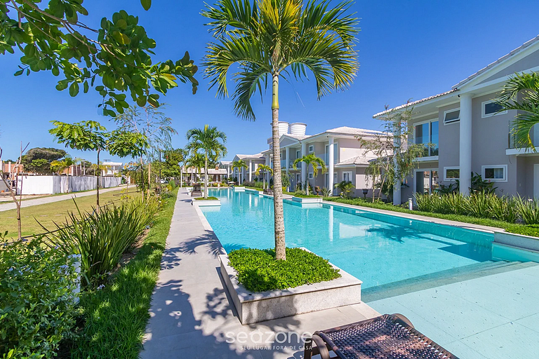 Casa em cond com piscina perto da Praia MGI025