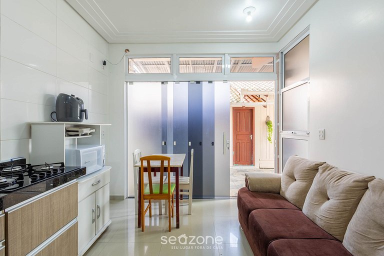 Casa con 1 suite en Penha REK0002