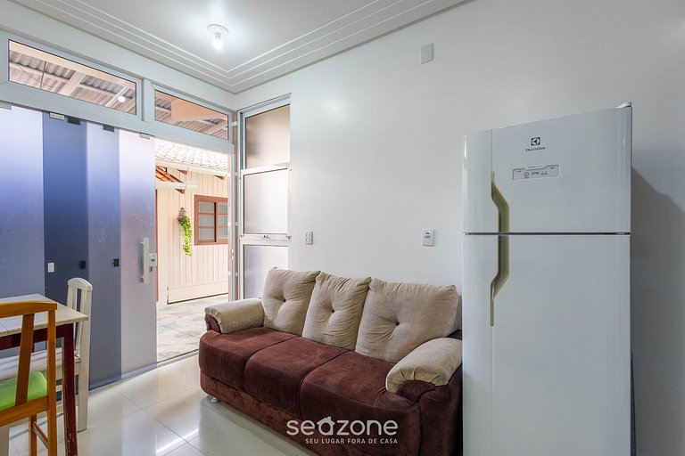 Casa c/ 1 Suíte em Penha REK0002