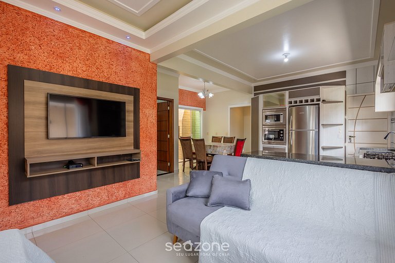 Casa c/ Churrasq. e 2 Quartos REK0001