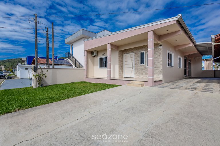 Casa con Parrilla y 2 Dormitorios REK0001