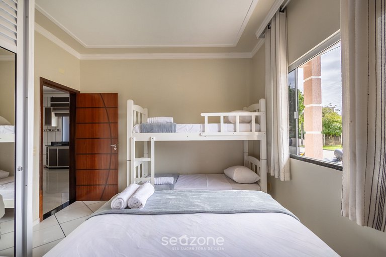 Casa c/ Churrasq. e 2 Quartos REK0001