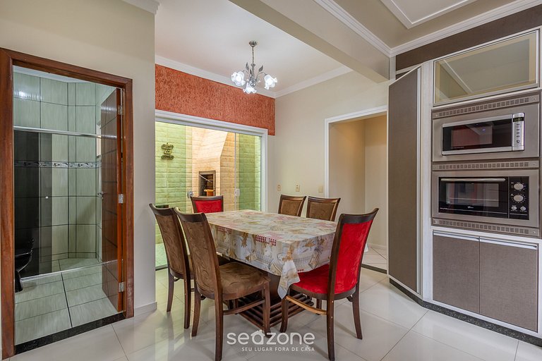 Casa c/ Churrasq. e 2 Quartos REK0001