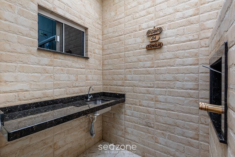 Casa con Parrilla y 2 Dormitorios REK0001