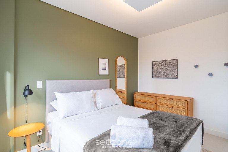 Apto 1 dormitorio 550 m de playa de Jurerê CEJ0304